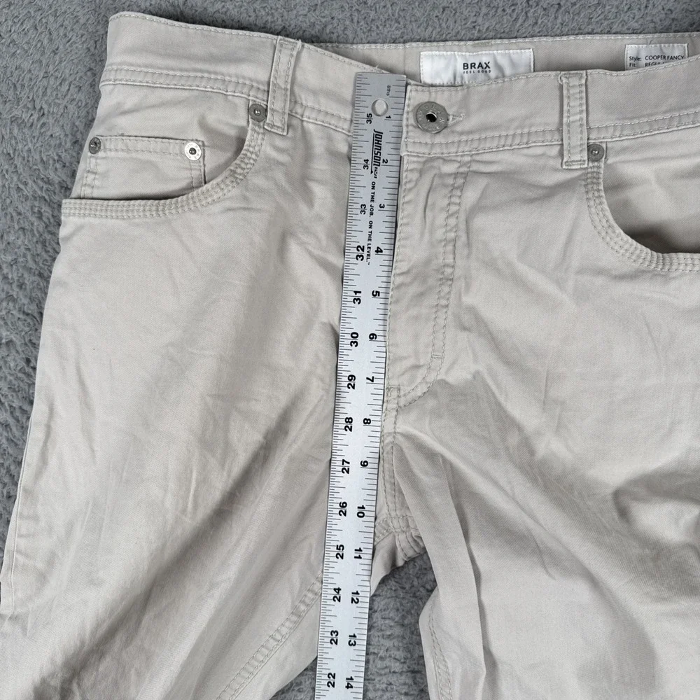 BRAX Feel Good Cooper Fancy Pants Mens 33x34 (32x30) Cream 5-Pocket